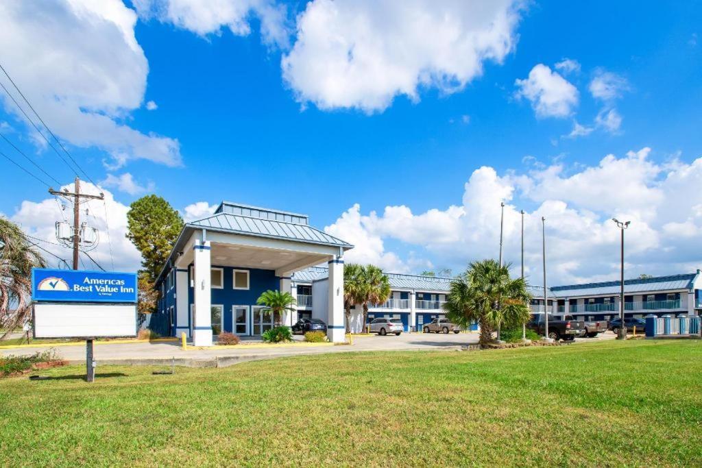 Americas Best Value Inn Gonzales Exterior photo