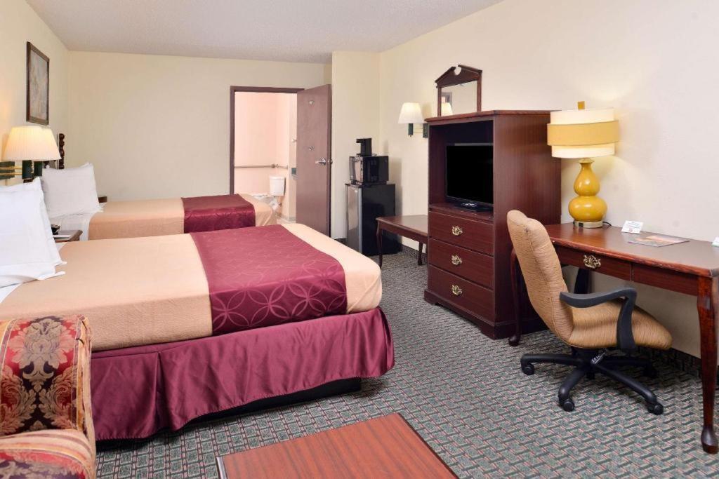 Americas Best Value Inn Gonzales Exterior photo
