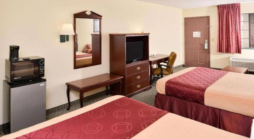 Americas Best Value Inn Gonzales Exterior photo
